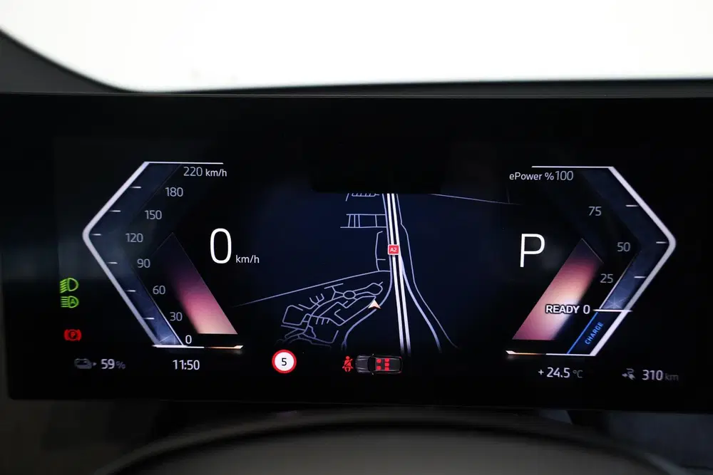 BMW iX xDrive60 uit 2025, foto 14