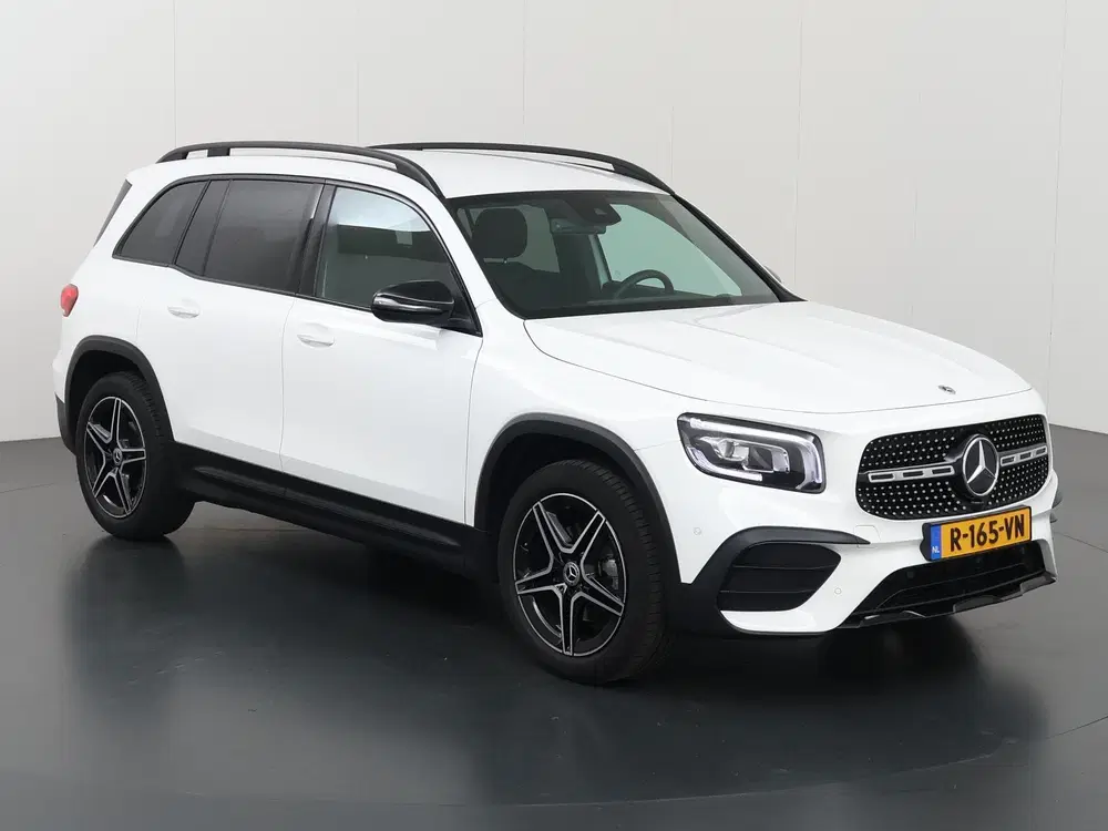 Mercedes-Benz GLB 180 AMG Line uit 2022, foto 12