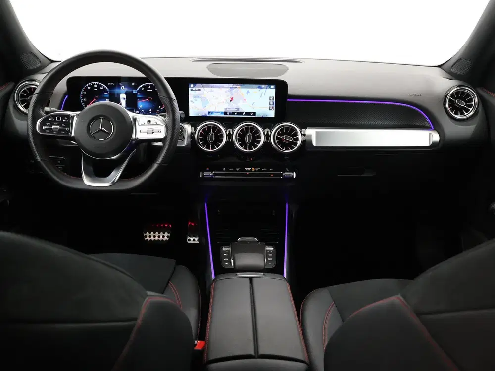 Mercedes-Benz GLB 180 AMG Line uit 2022, foto 5