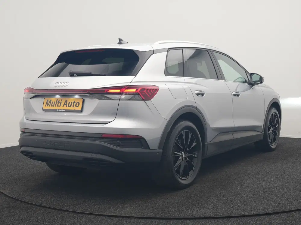 Audi Q4 e-tron 40 Advanced edition 77 kWh 204pk Dealer O. uit 2023, foto 3