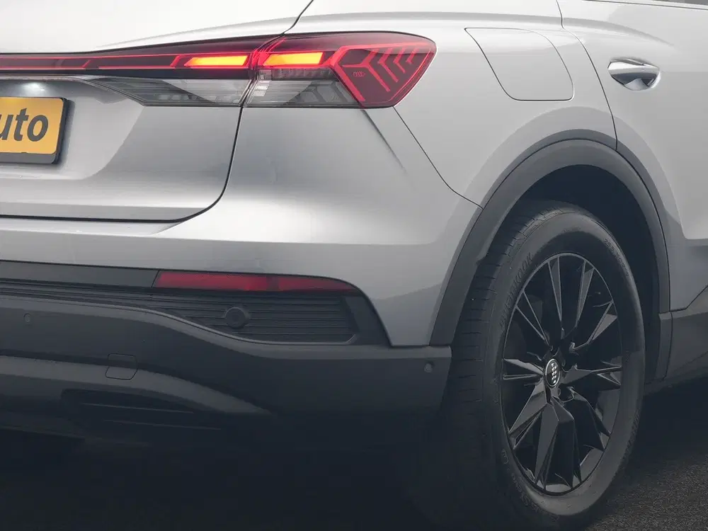 Audi Q4 e-tron 40 Advanced edition 77 kWh 204pk Dealer O. uit 2023, foto 8
