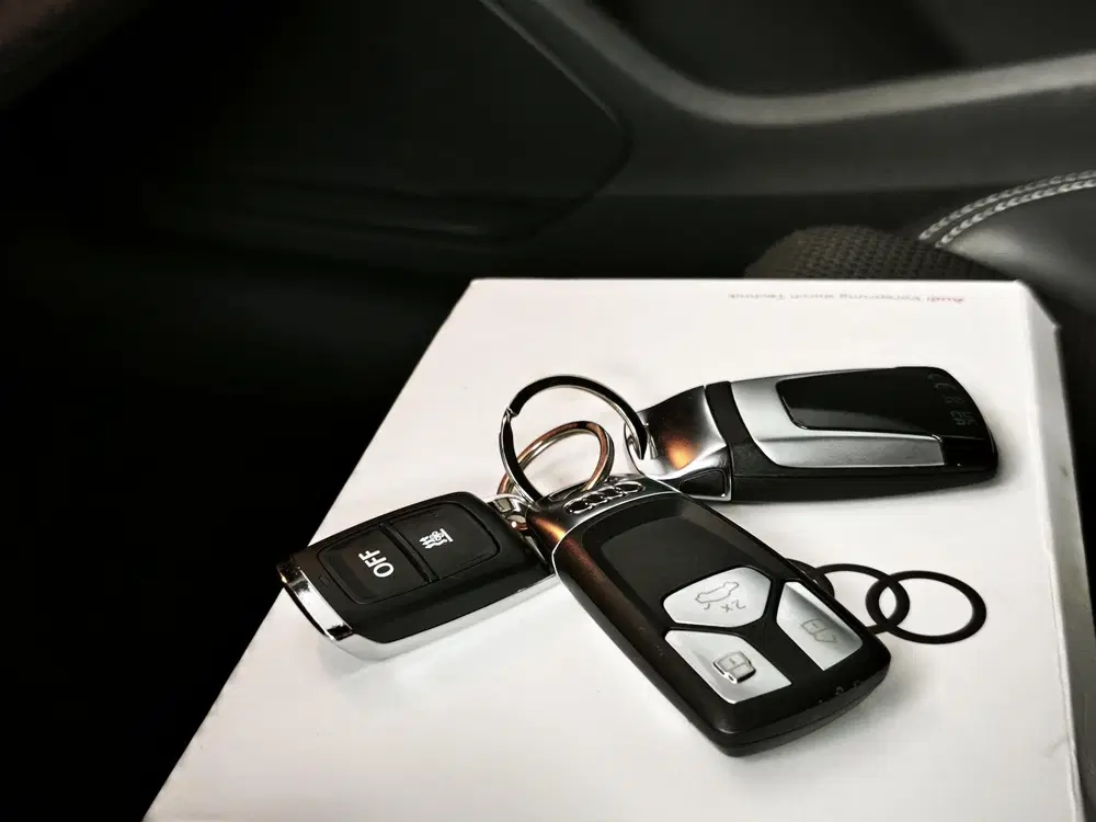 Audi A4 40 TFSI S edition Competition uit 2024, foto 14