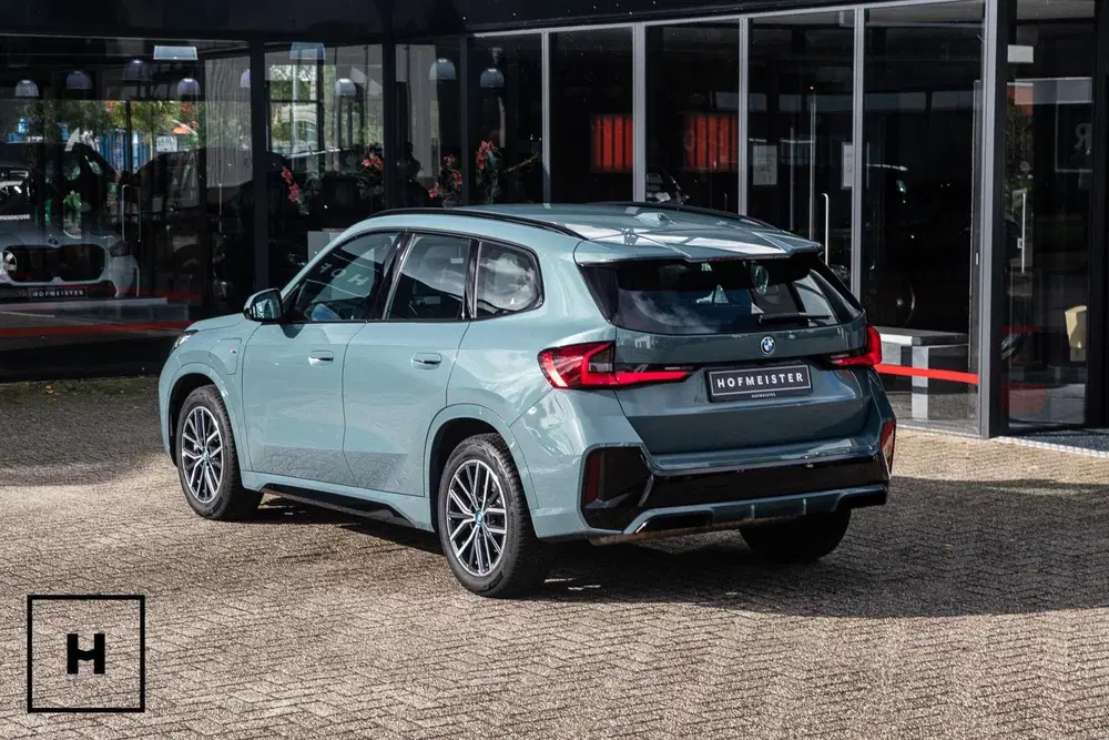 BMW X1 xDrive30e M-Sport uit 2023, foto 3
