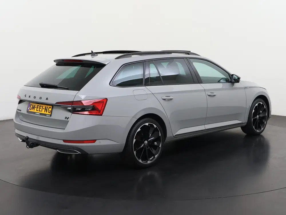Skoda Superb 1.4 TSI iV Sportline uit 2023, foto 6