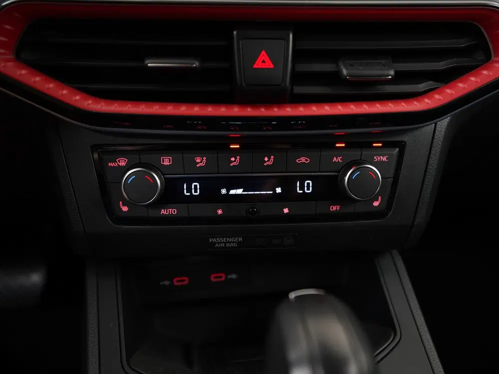 SEAT Ibiza 1.5 TSI FR DSG uit 2022, foto 11