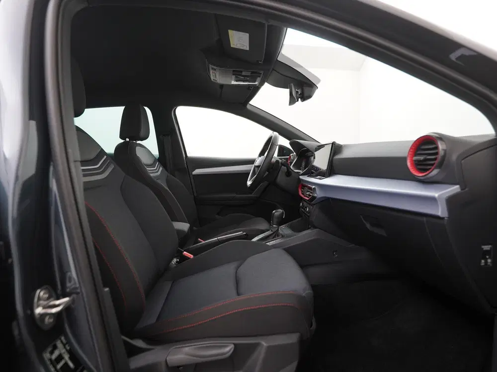SEAT Ibiza 1.5 TSI FR DSG uit 2022, foto 3