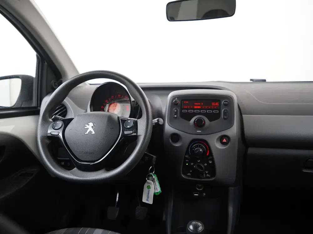 Peugeot 108 1.0 e-VTi Active uit 2020, foto 5
