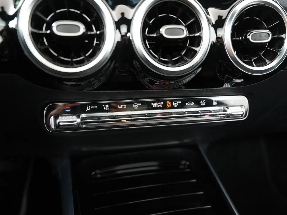 Mercedes-Benz GLA 250e Progressive uit 2021, foto 13
