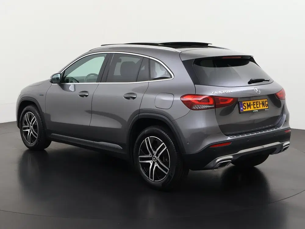 Mercedes-Benz GLA 250e Progressive uit 2021, foto 7
