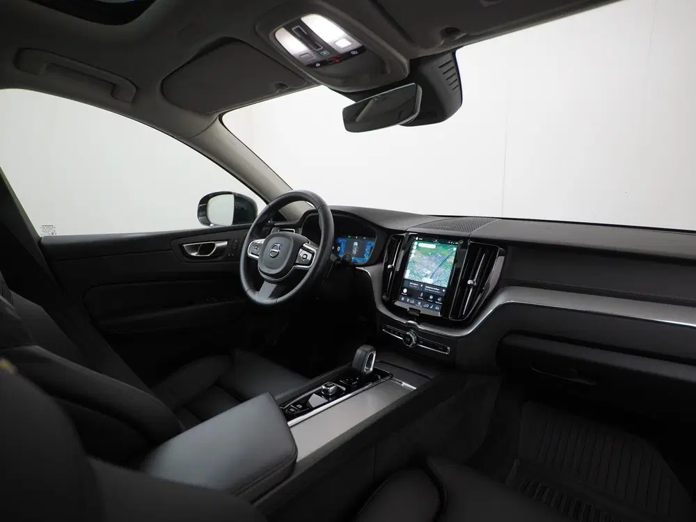 Volvo XC60 T8 Long Range AWD Ultimate uit 2023, foto 2