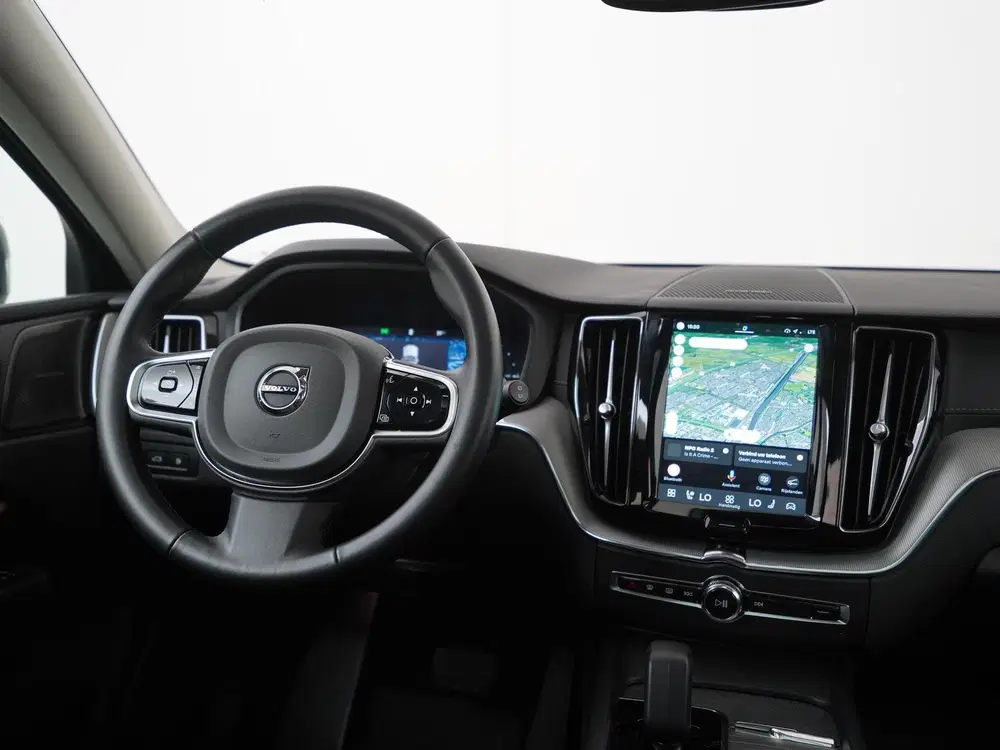 Volvo XC60 T8 Long Range AWD Ultimate uit 2023, foto 6
