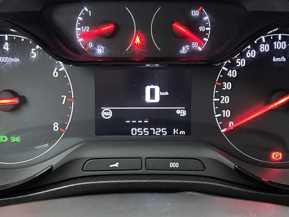 Opel Crossland 1.2 Online Edition uit 2019, foto 13