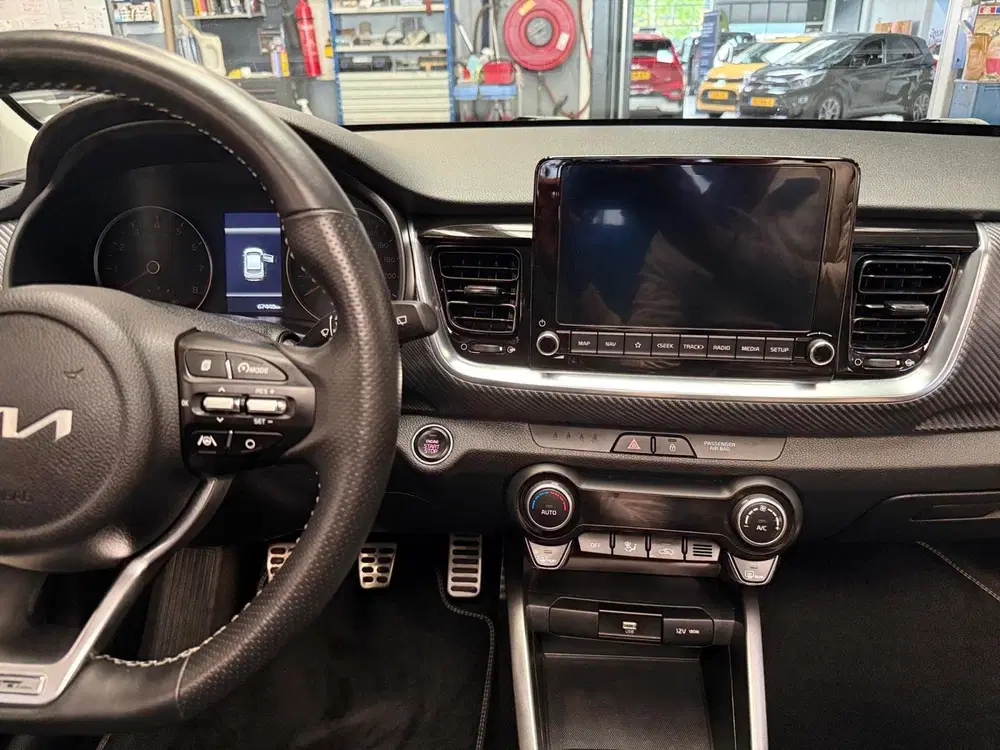 Kia Stonic 1.0 T-GDi MHEV GT-PlusLine Meest luxe uitv uit 2023, foto 15