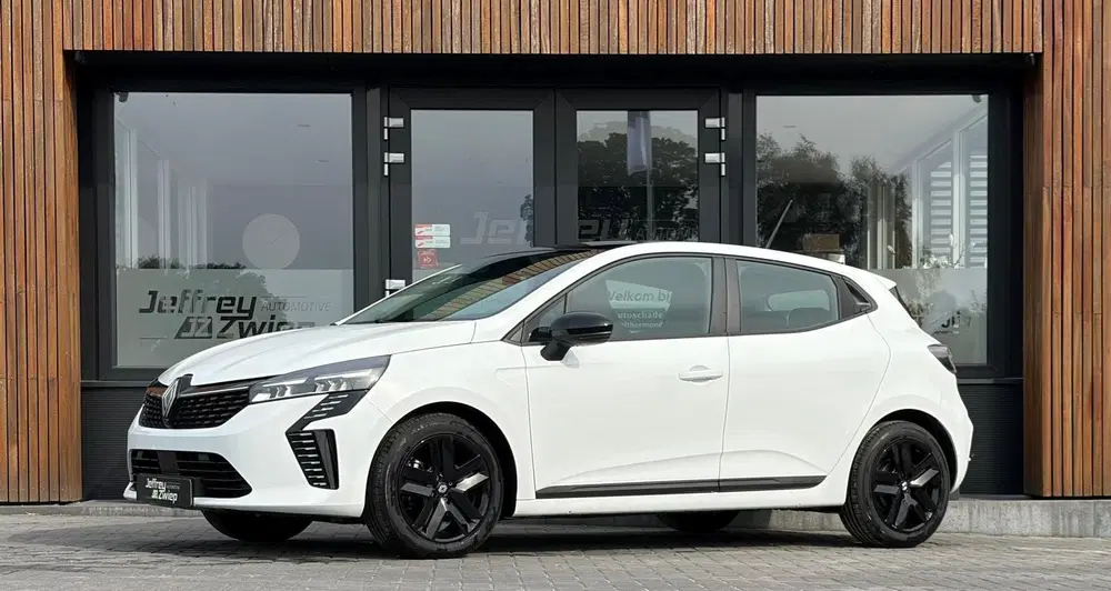 Renault Clio 1.6 E-Tech Full Hybrid 145 evolution autom uit 2024