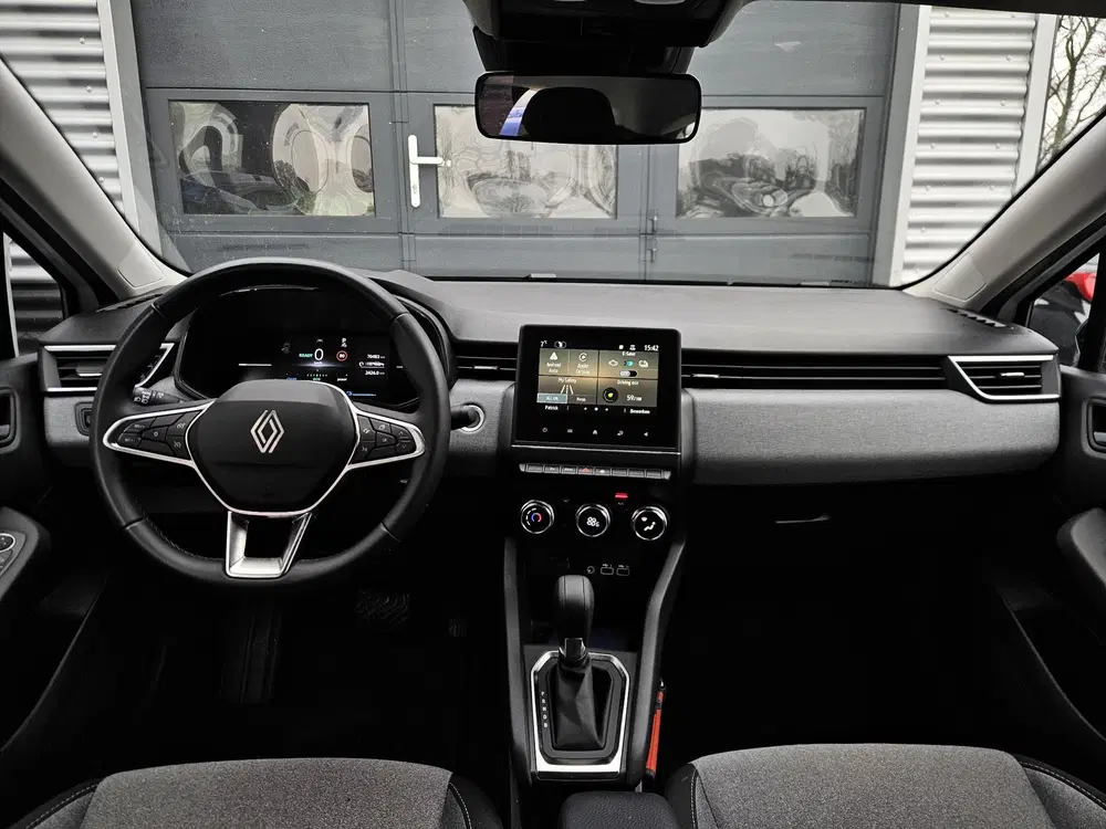Renault Clio 1.6 E-Tech Full Hybrid 145 evolution autom uit 2024, foto 2