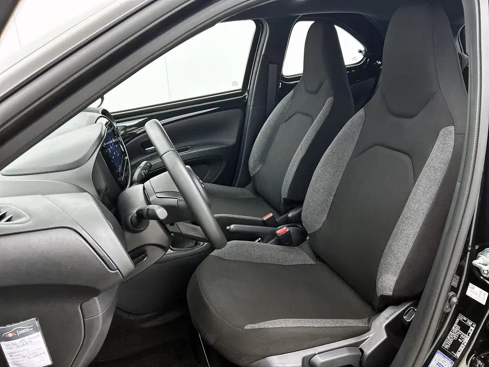 Toyota Aygo X 1.0 VVT-i MT Play uit 2025, foto 15