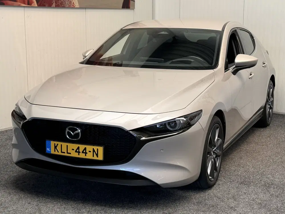 Mazda 3 2.0 E-SKYACTIV-G M HYBRID 122 AUTOMAAT EXC uit 2023, foto 4