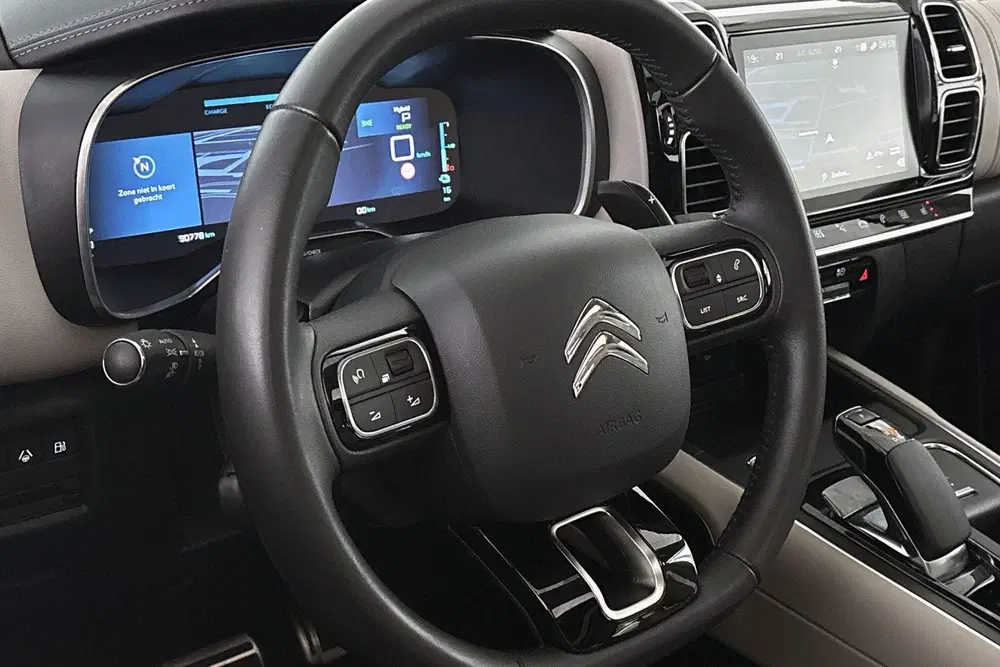 Citroën C5 Aircross Citroen C5 Aircross 1.6 Plug-in Hybrid 225 uit 2021, foto 14
