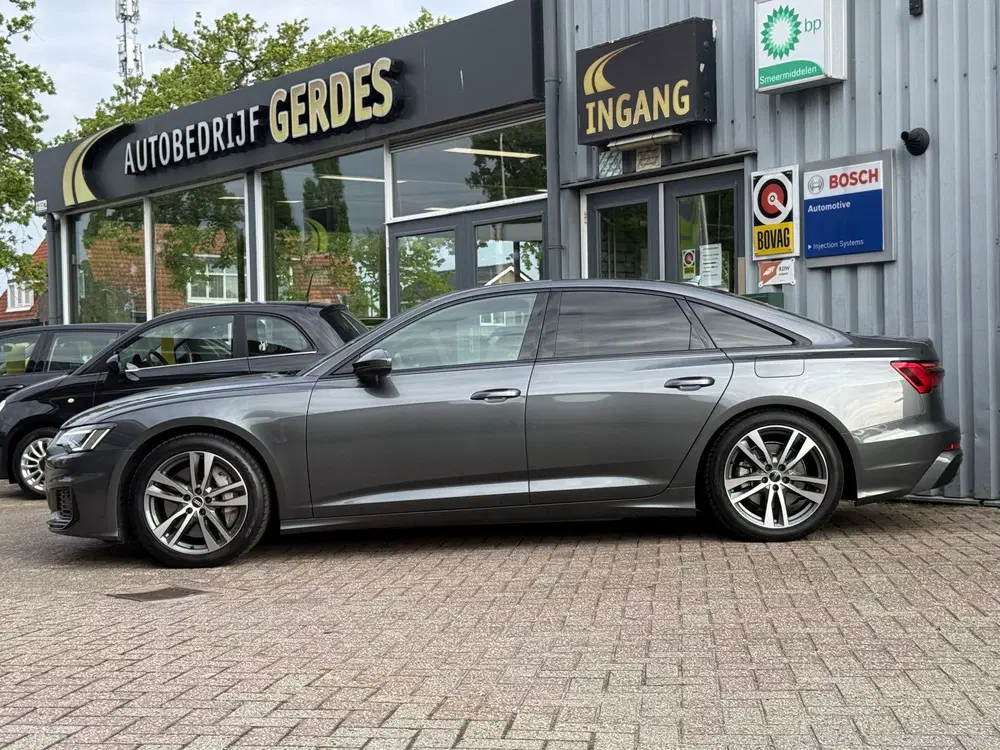 Audi A6 50 TFSI e quattro S edition uit 2021, foto 2
