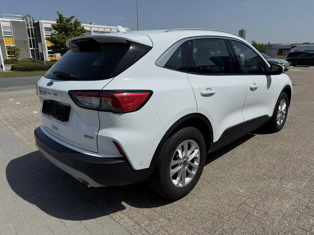 Ford Kuga 2.5 FHEV Titanium 190pk uit 2023, foto 5
