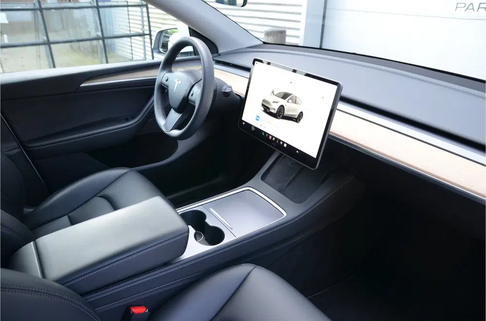 Tesla Model Y RWD 58 kWh 20" Alu AutoPilot3.0 Ryzen uit 2023, foto 12