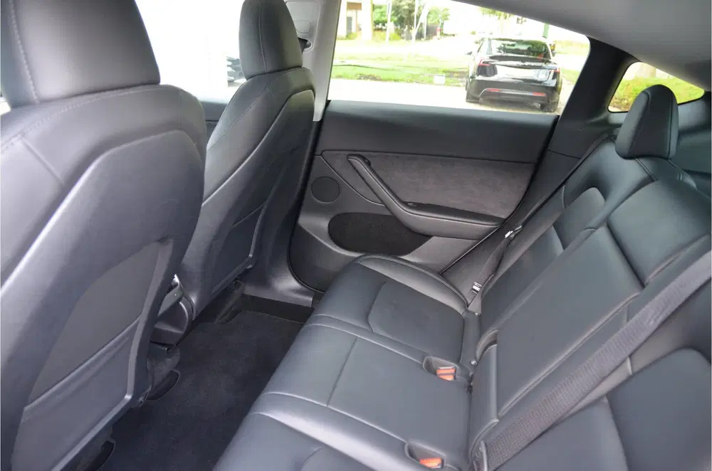 Tesla Model Y RWD 58 kWh 20" Alu AutoPilot3.0 Ryzen uit 2023, foto 13