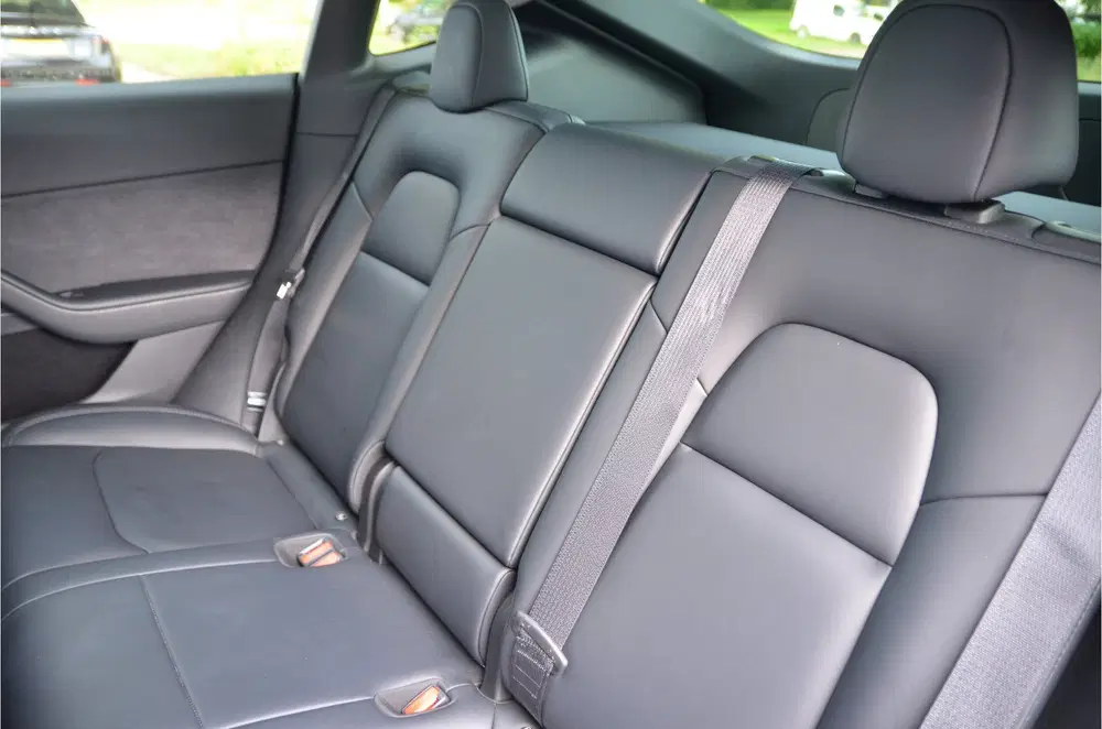 Tesla Model Y RWD 58 kWh 20" Alu AutoPilot3.0 Ryzen uit 2023, foto 14