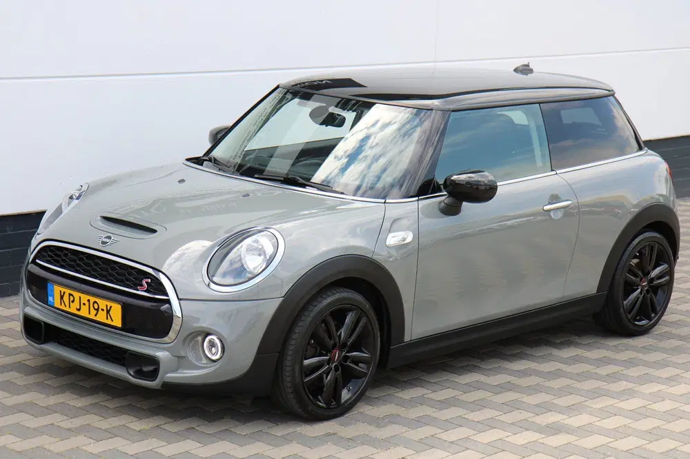Mini Cooper S 2.0 Cooper S 192PK Stoelverwarming Airco C uit 2019, foto 6