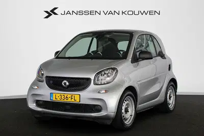 Smart forTwo EQ Comfort 18 kWh Panoramadak Stoelverwarm uit 2019