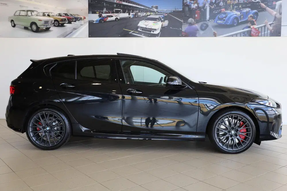 BMW 1-serie 120 uit 2026, foto 3