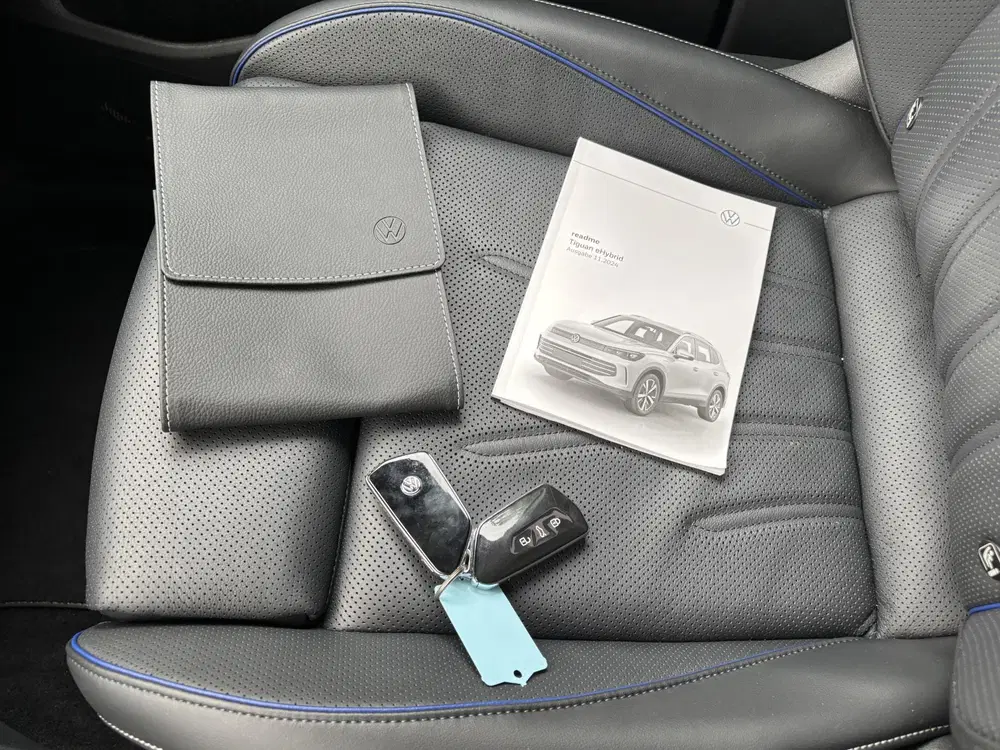 Volkswagen Tiguan 1.5 eHybrid R-Line Black Style uit 2025, foto 10