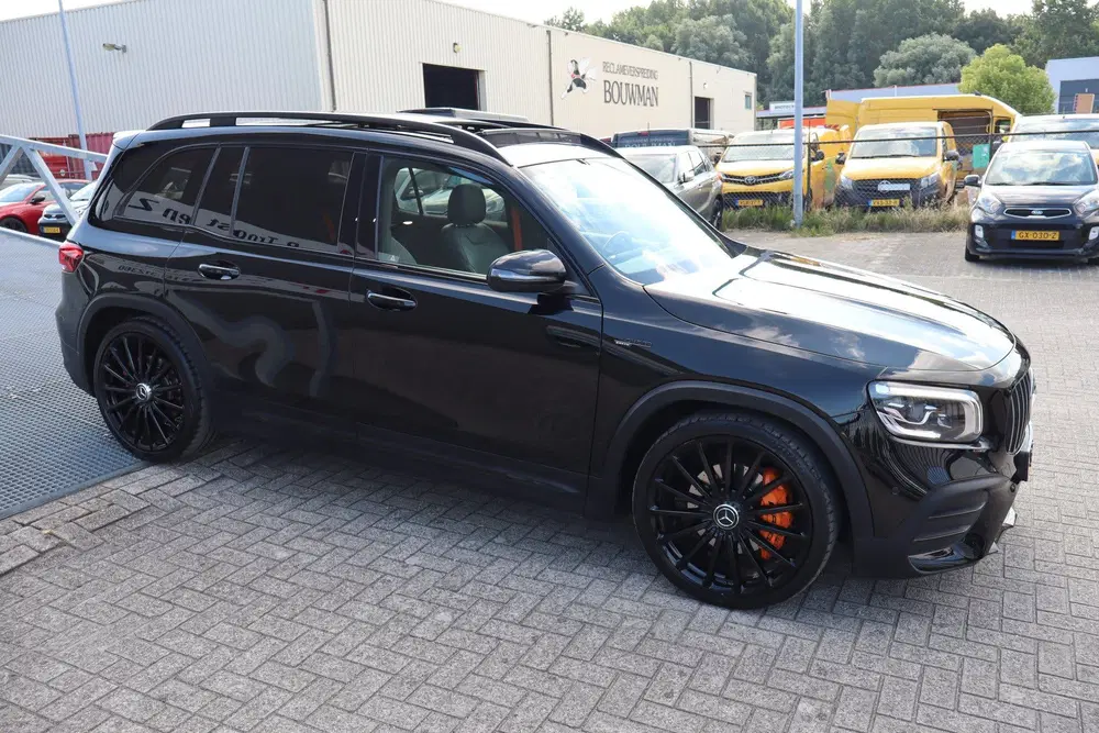 Mercedes-Benz GLB AMG 35 4MATIC Night pakket uit 2021, foto 10