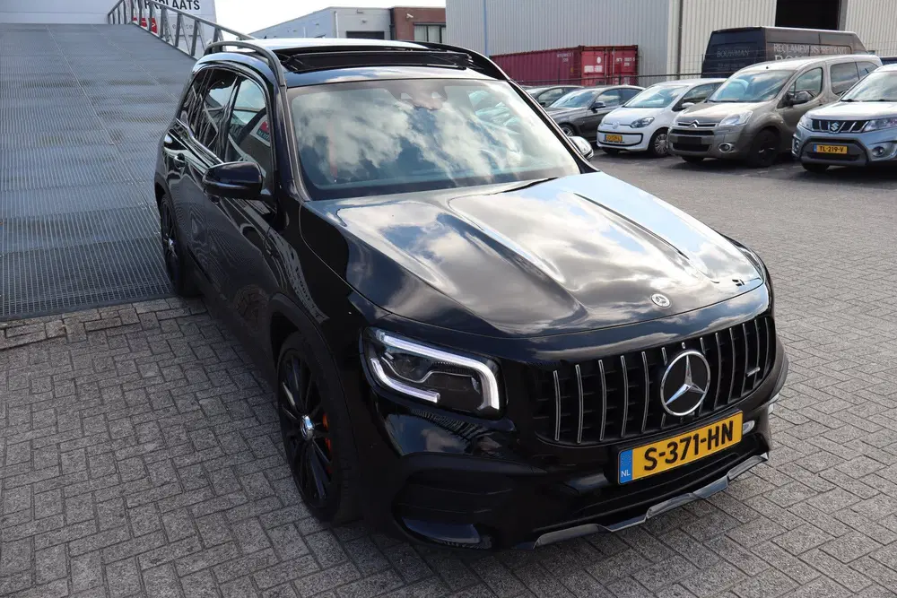 Mercedes-Benz GLB AMG 35 4MATIC Night pakket uit 2021, foto 9
