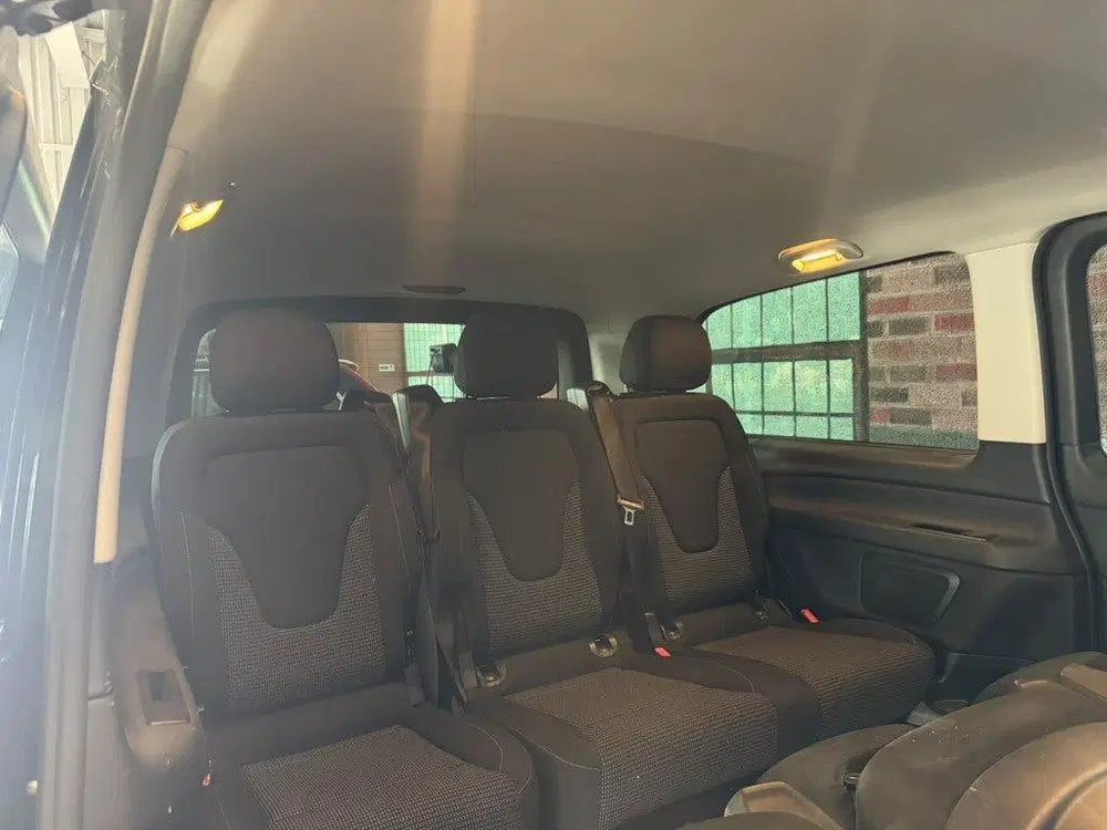 Mercedes-Benz EQV 300 L2 90 kWh uit 2022, foto 6