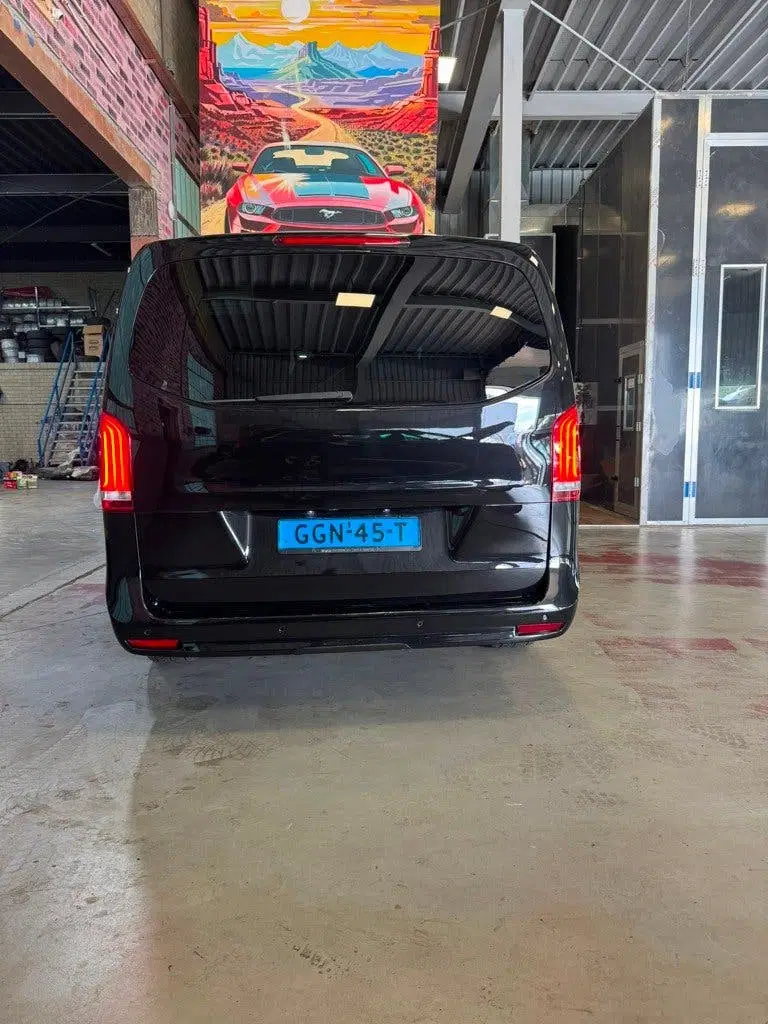Mercedes-Benz EQV 300 L2 90 kWh uit 2022, foto 9