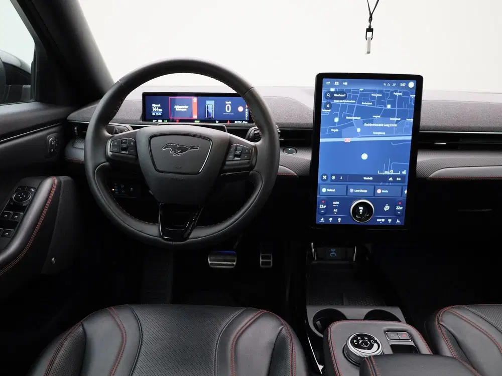 Ford Mustang Mach-E AWD 75 kWh uit 2023, foto 7