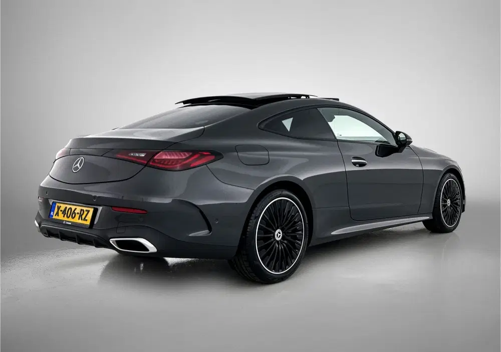 Mercedes-Benz CLE CLE Coupé 200 AMG Nightpakket uit 2024, foto 2
