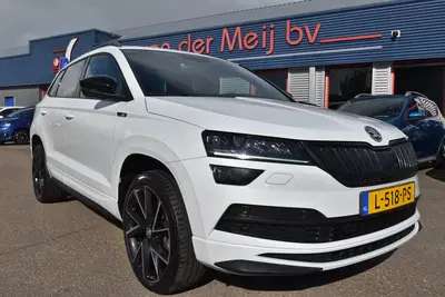 Skoda Karoq 1.5 TSI ACT Sportline Business uit 2021