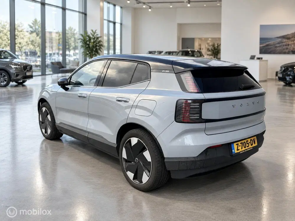 Volvo EX30 Single Motor Extended Range Plus 69 kWh uit 2024, foto 5