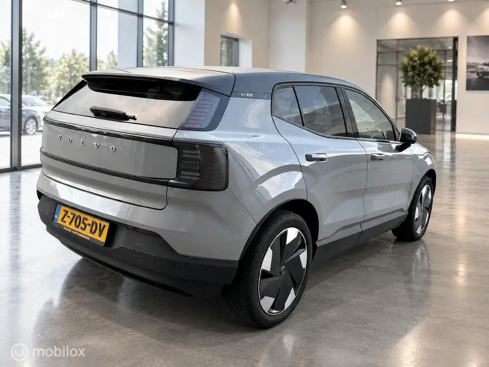 Volvo EX30 Single Motor Extended Range Plus 69 kWh uit 2024, foto 8