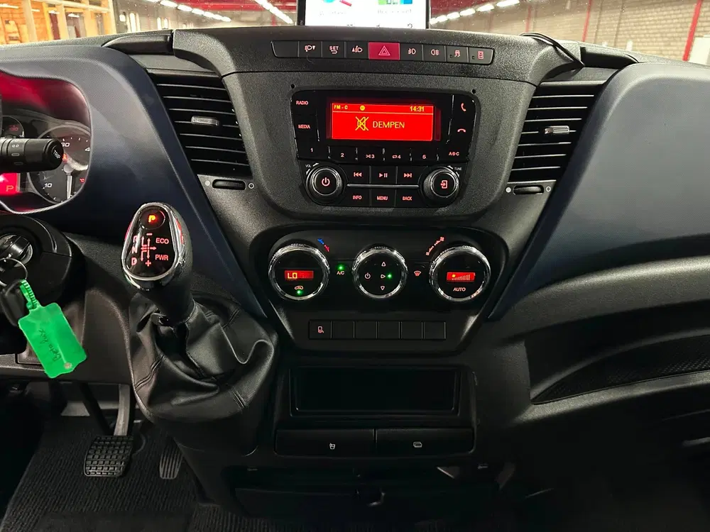 Iveco Daily 35S14V 2.3 410 H3 Org NL uit 2019, foto 13