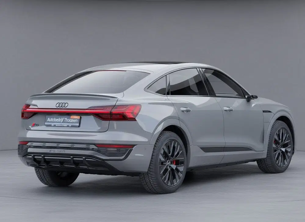 Audi Q8 55 quattro S Edition 115 kWh uit 2024, foto 8