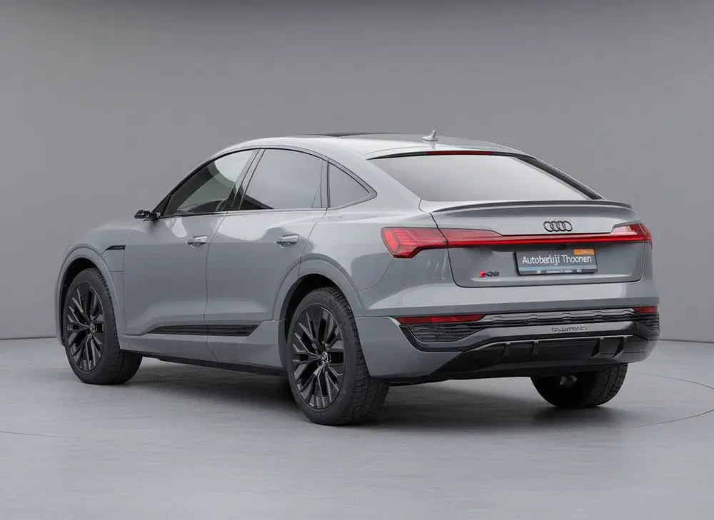 Audi Q8 55 quattro S Edition 115 kWh uit 2024, foto 9