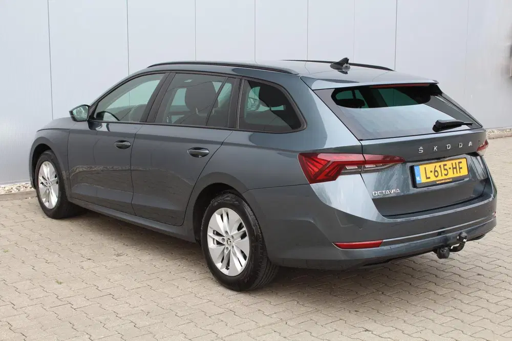 Skoda Octavia 1.0 TSI Business Edition uit 2021, foto 11