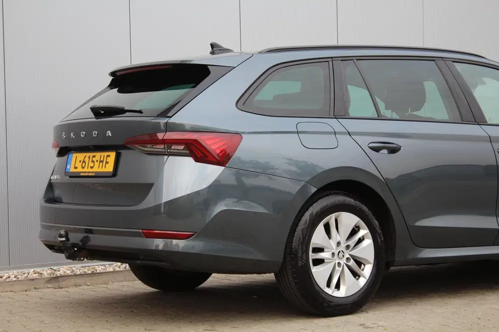 Skoda Octavia 1.0 TSI Business Edition uit 2021, foto 6