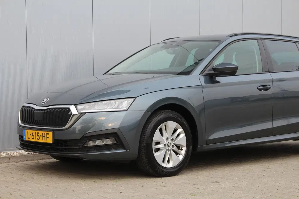 Skoda Octavia 1.0 TSI Business Edition uit 2021, foto 7