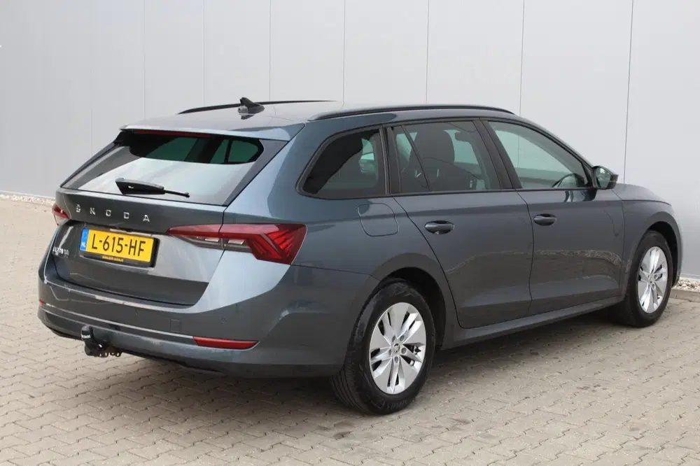 Skoda Octavia 1.0 TSI Business Edition uit 2021, foto 9