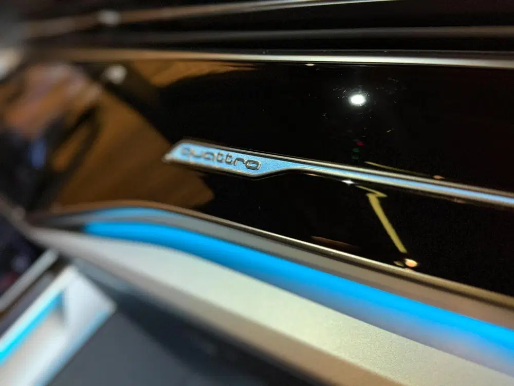 Audi Q7 55 TFSI Quattro SQ7 uitv uit 2023, foto 15