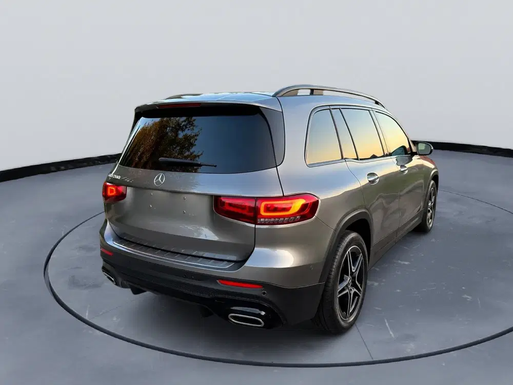Mercedes-Benz GLB 200 AMG Line Panoramadak Nightpakket Elekt uit 2023, foto 2