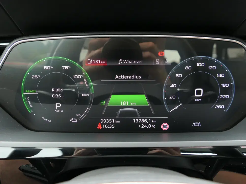 Audi e-tron e-tron 55 quattro advanced 95 kWh uit 2019, foto 6